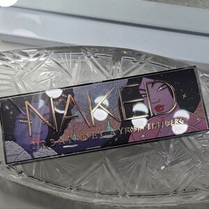 Urban Decay x Robin Eisenberg Naked Eyeshadow Palette